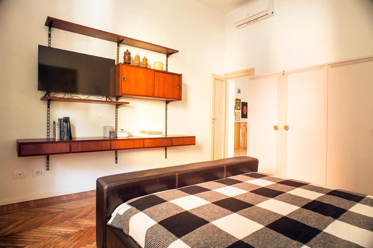 Urban Jungle Apartment Bologna Bagian luar foto