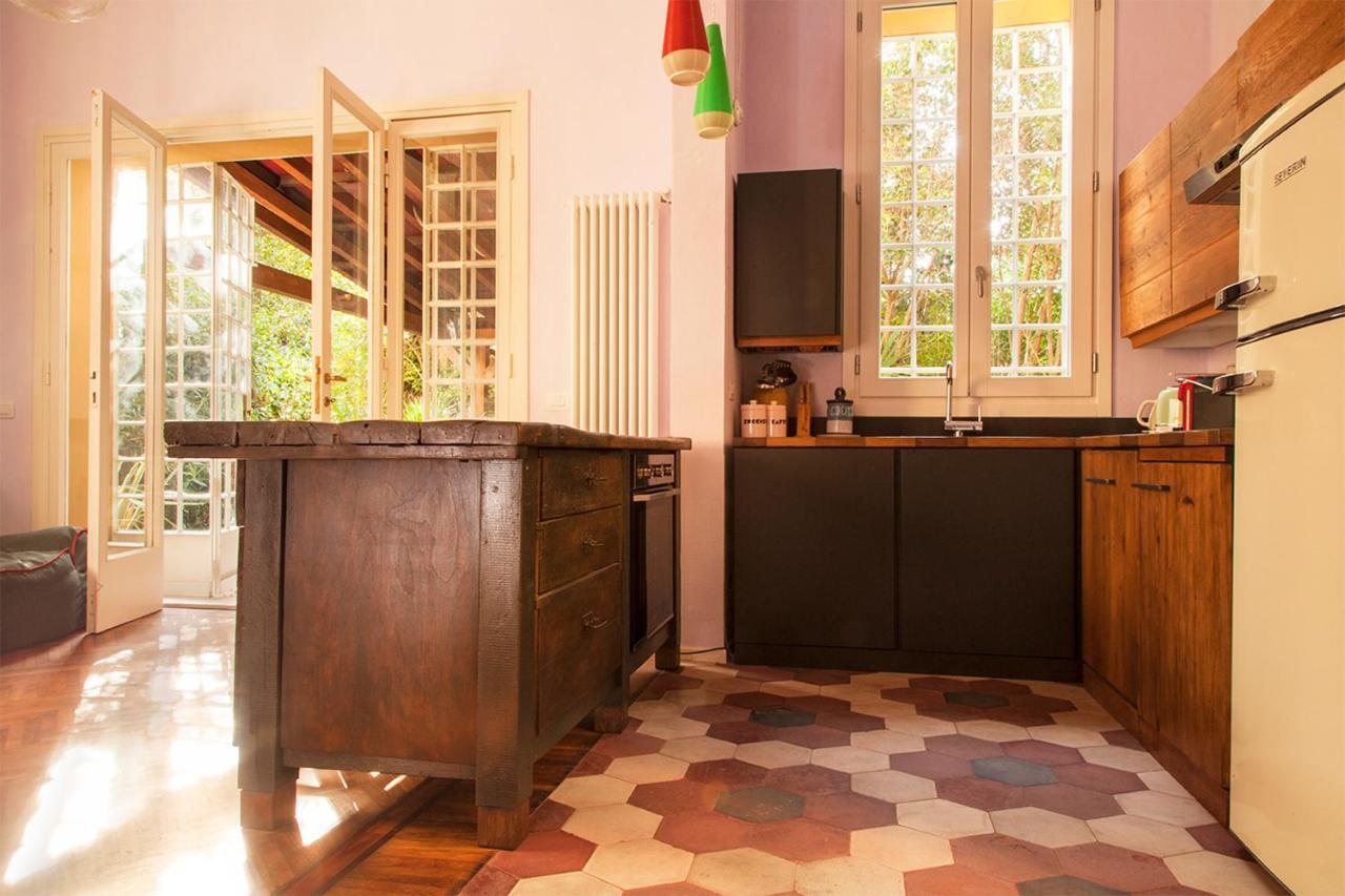 Urban Jungle Apartment Bologna Bagian luar foto